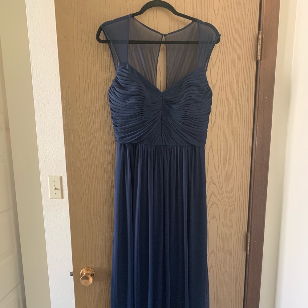 Formal gown / bridesmaid dress